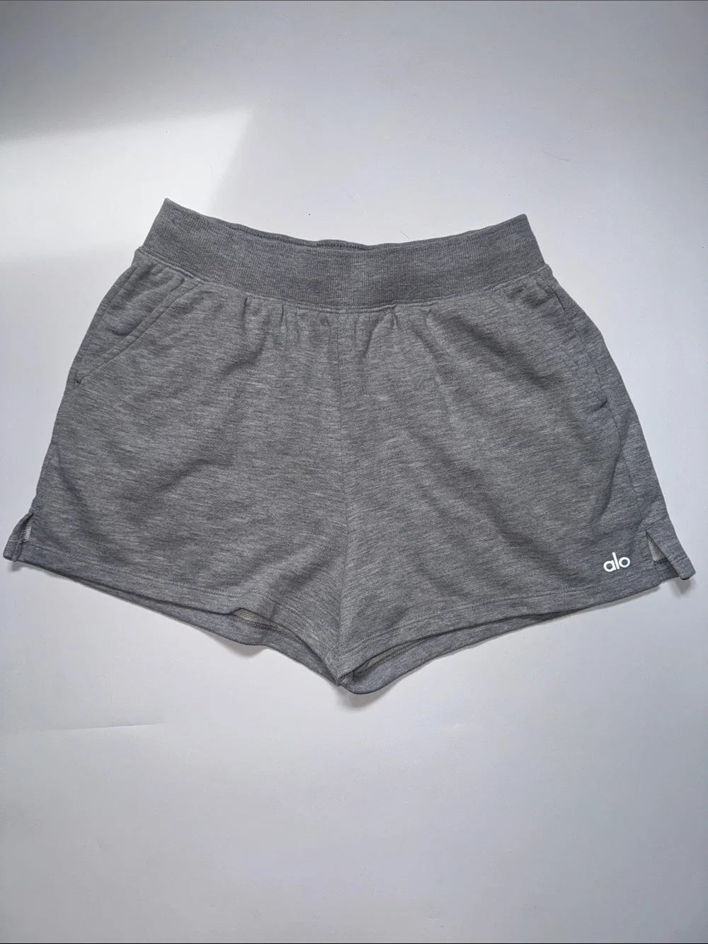 ALO Yoga Heather Gray Athletic Lounge Shorts